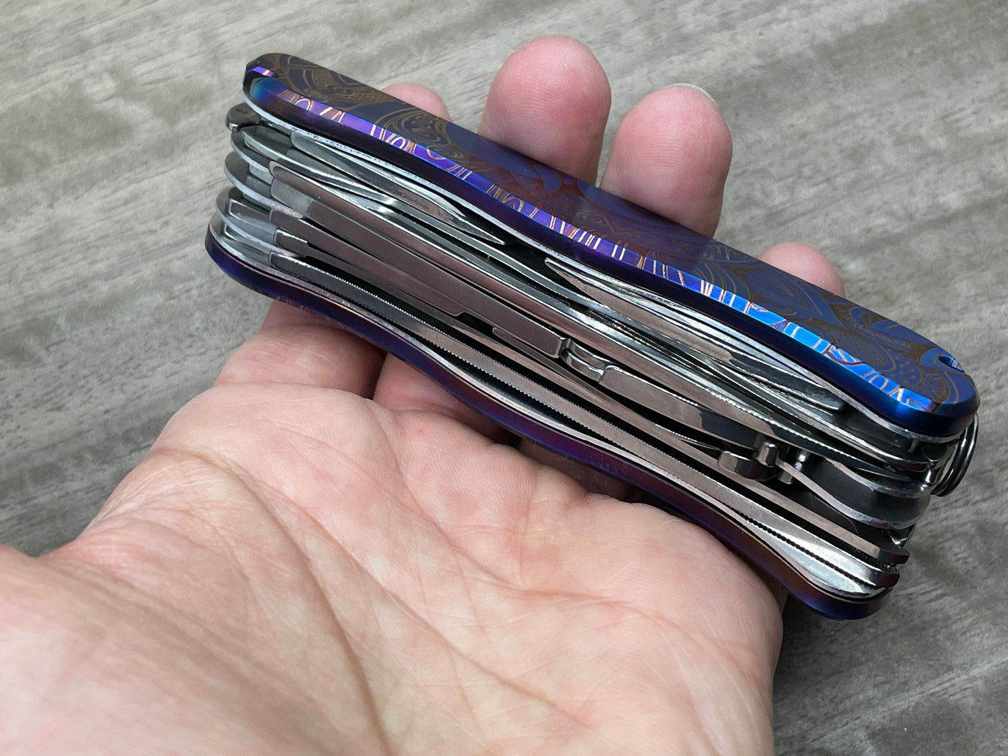 111mm ALIEN heat ano engraved Titanium Scales for Swiss Army SAK