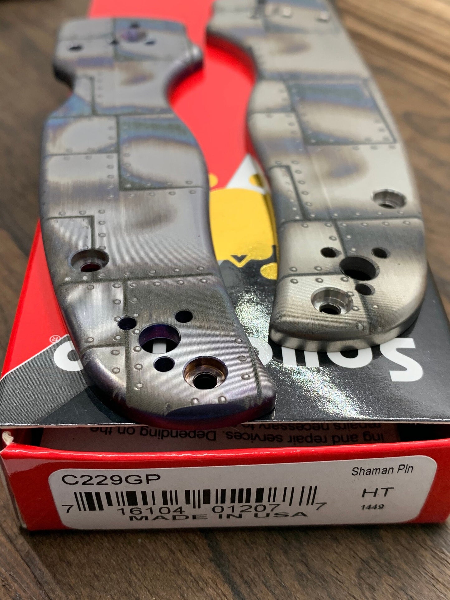 Flamed RIVETED AIRPLANE Titanium Scales for SHAMAN Spyderco