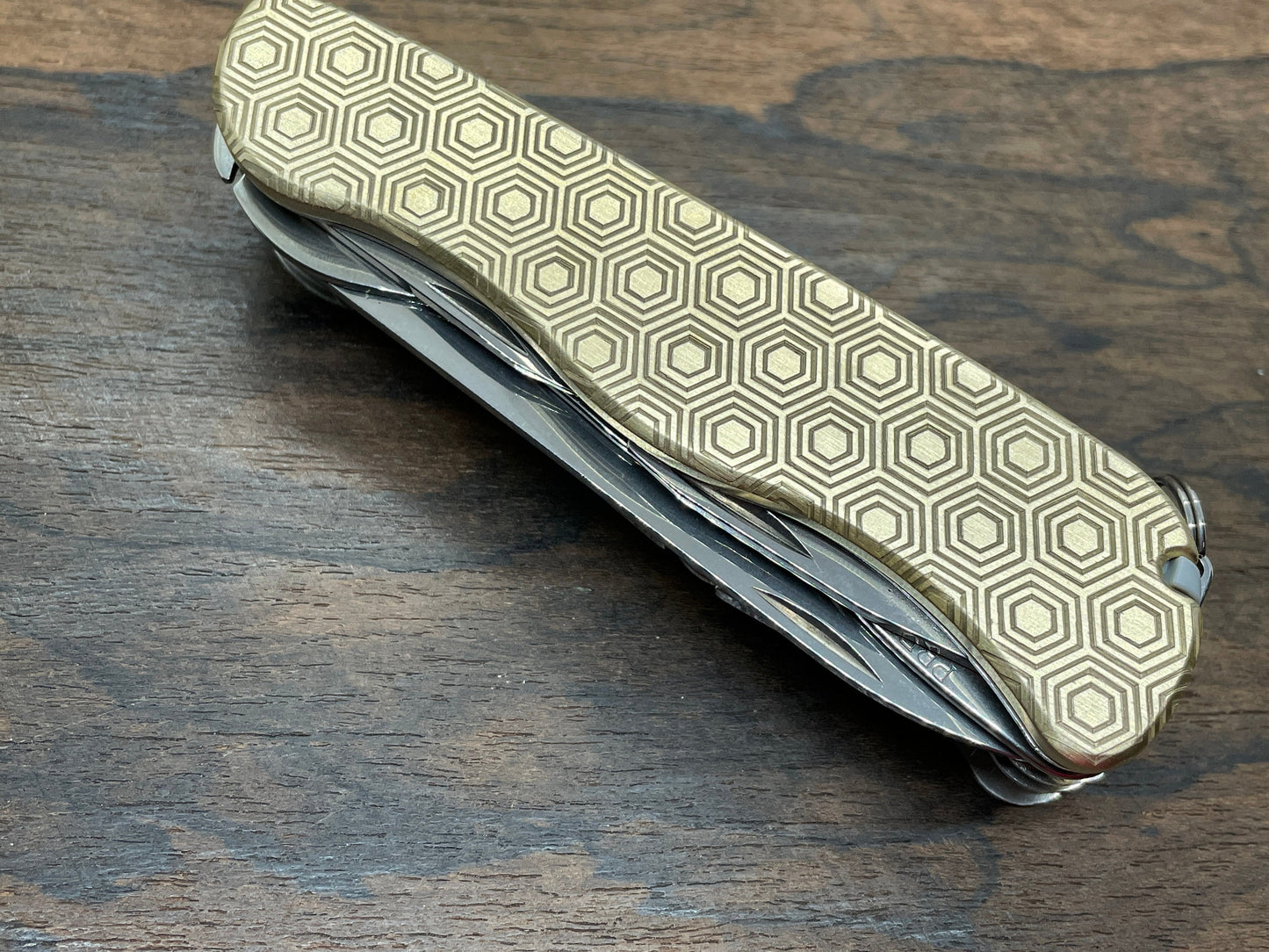 111mm HONEYCOMB engraved Brass Scales for Swiss Army SAK