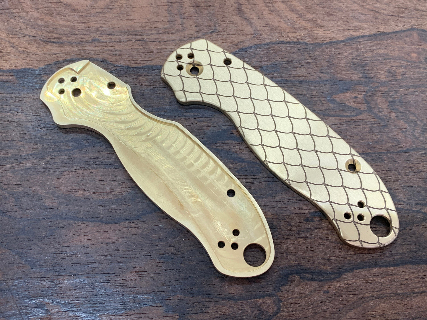 DRAGONSKIN engraved Brass Scales for Spyderco Para 3