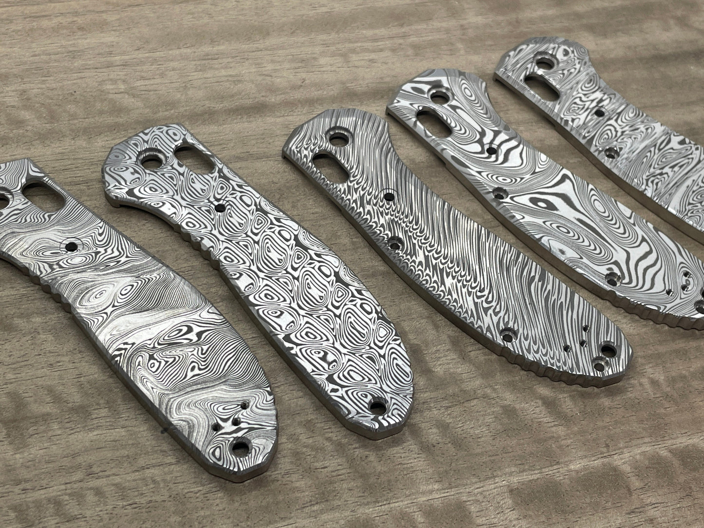 DAMASTEEL pattern engraved Titanium Scales for Benchmade GRIPTILIAN 551 & 550