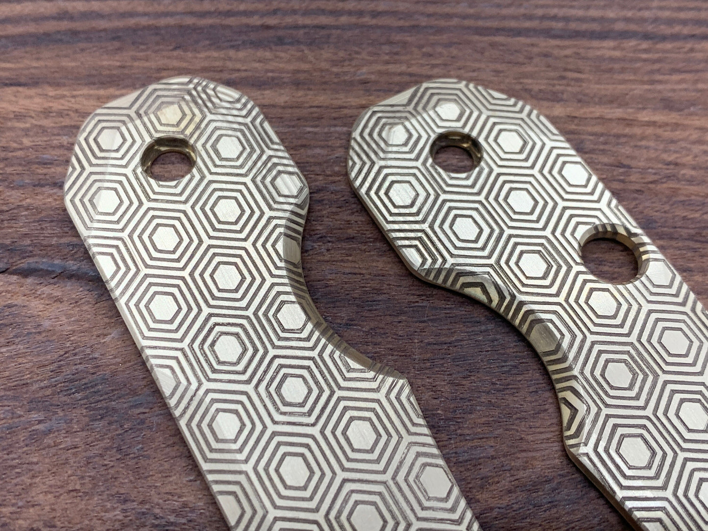 HONEYCOMB Brass Scales for Spyderco SMOCK