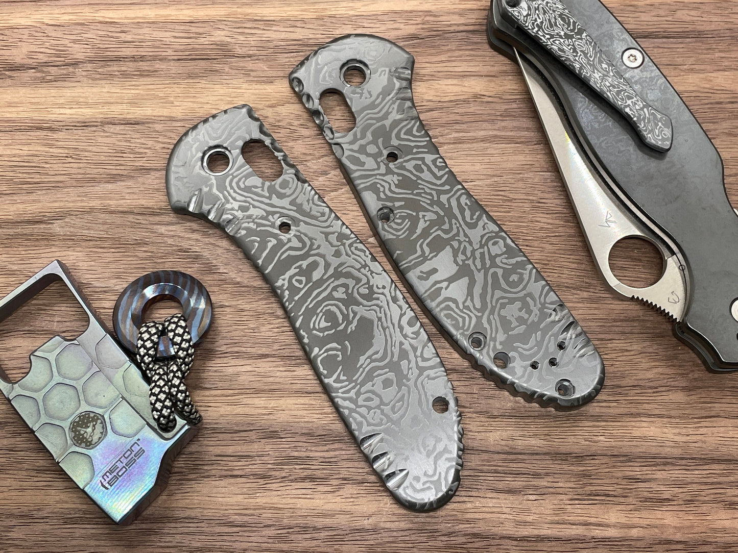 ALIEN engraved Black Zirconium Scales for Benchmade GRIPTILIAN 551 & 550