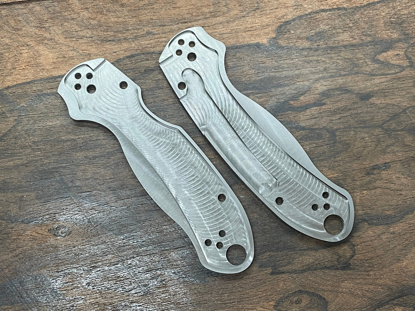 RIVETED AIRPLANE Zirconium Scales for Spyderco Para 3