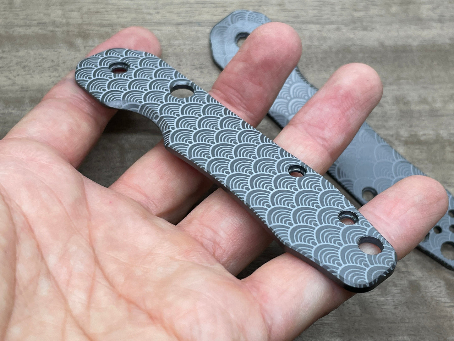 SEIGAIHA Black Zirconium Scales for Spyderco SMOCK