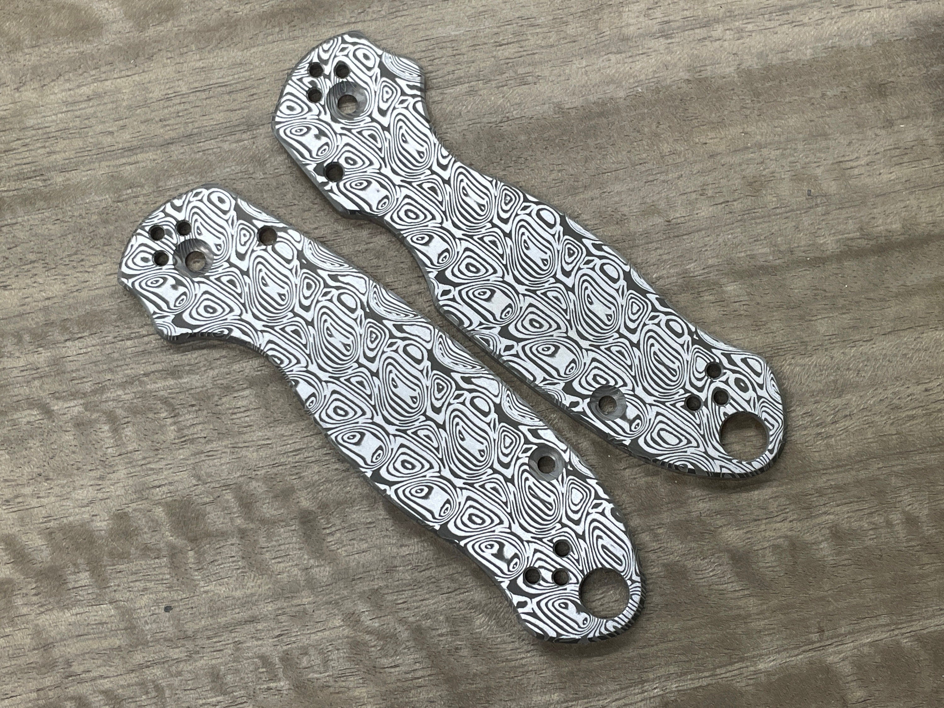 DAMASTEEL pattern engraved Titanium Scales for Spyderco PM2