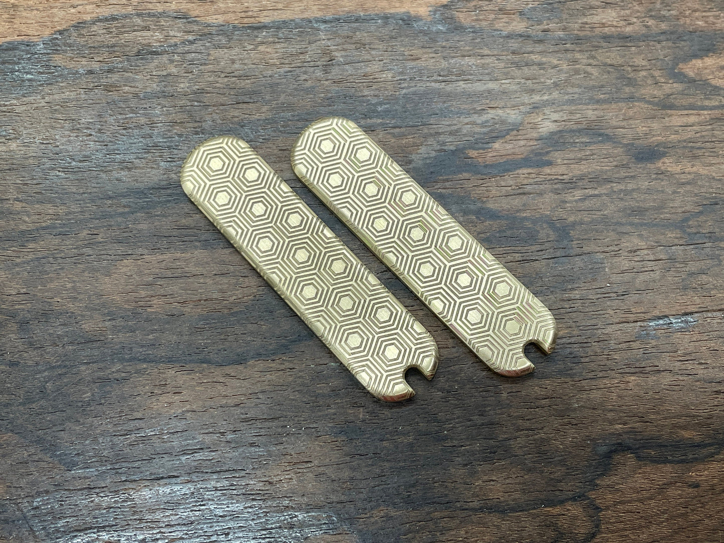 HONEYCOMB engraved 58mm Brass Scales for Swiss Army SAK