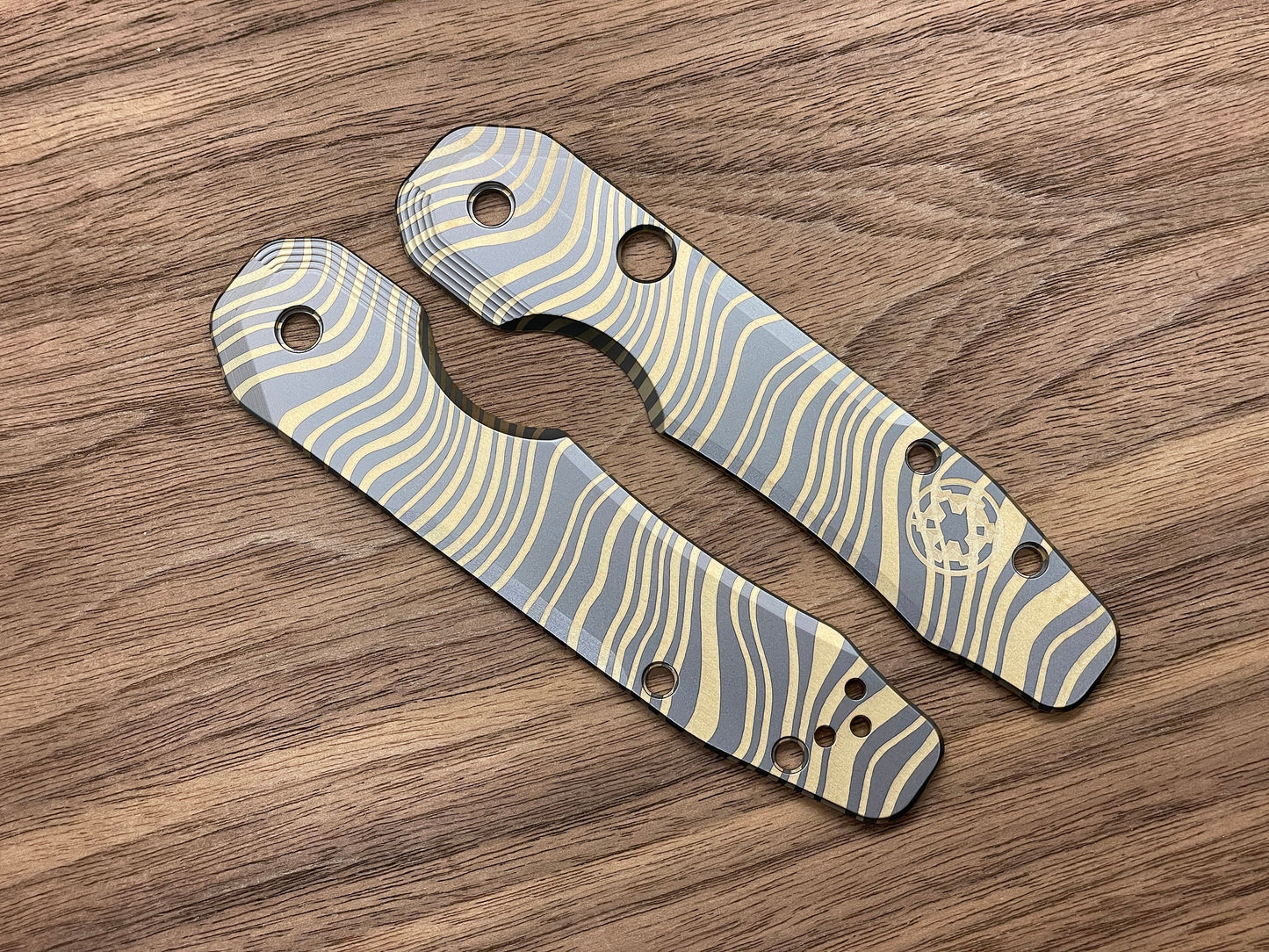 Black BESKAR Mandalorian Titanium Scales for Spyderco SMOCK