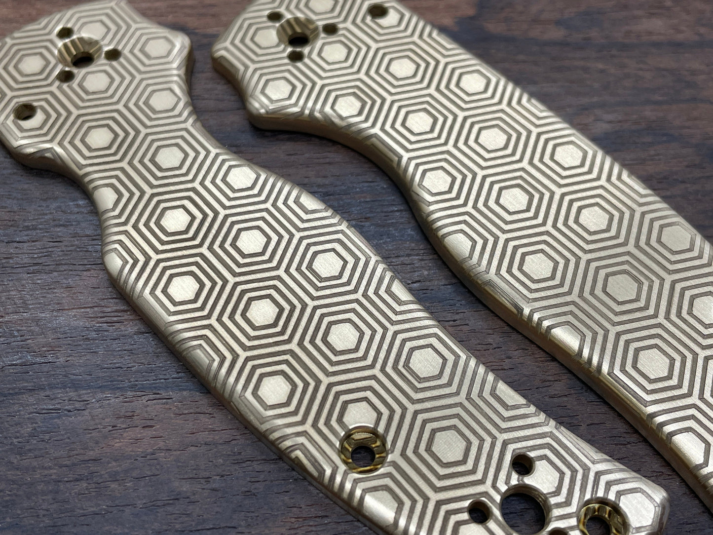 HONEYCOMB engraved Brass Scales for SHAMAN Spyderco