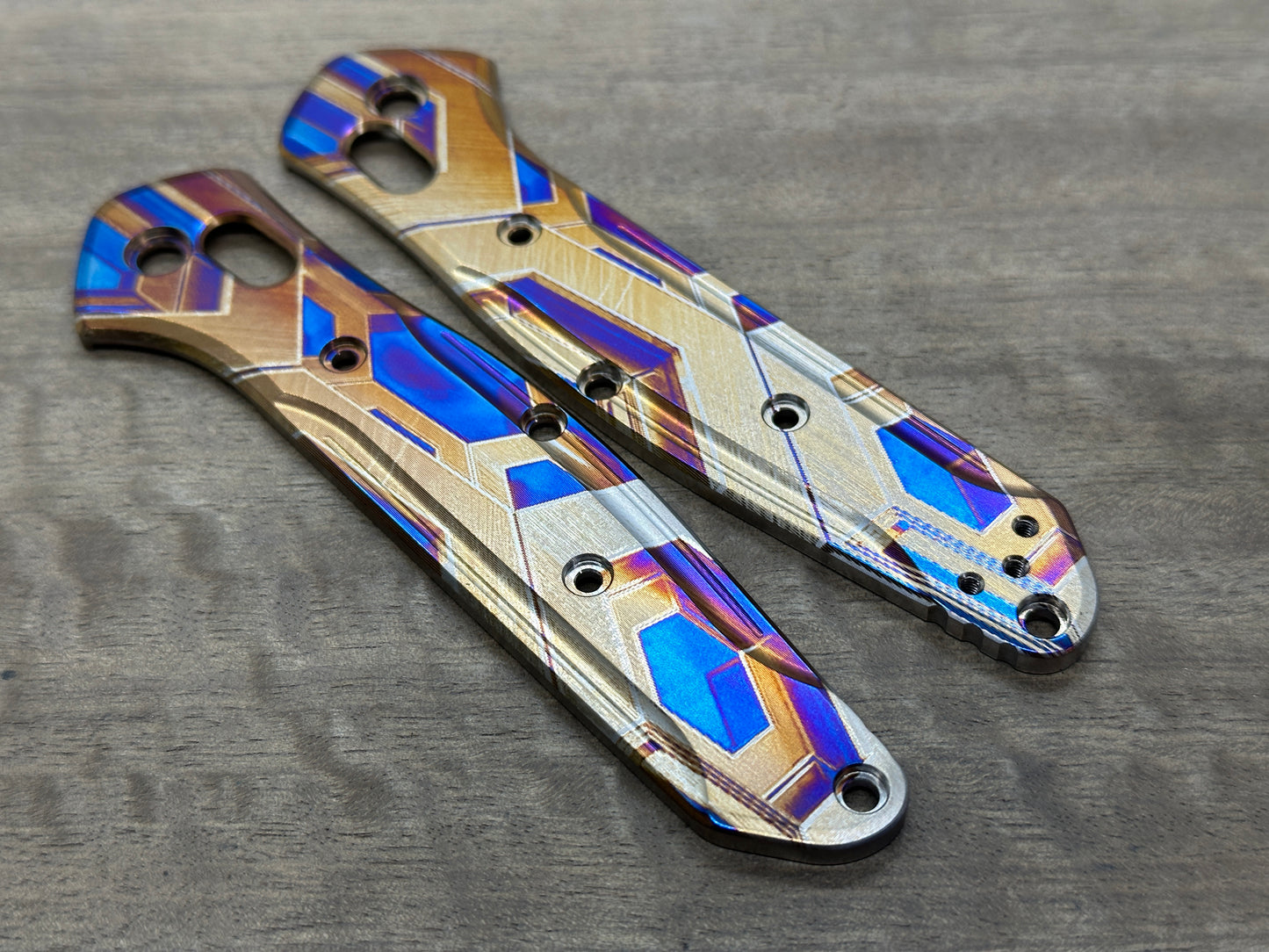 FALCON heat ano engraved Titanium Scales for Benchmade 940 Osborne