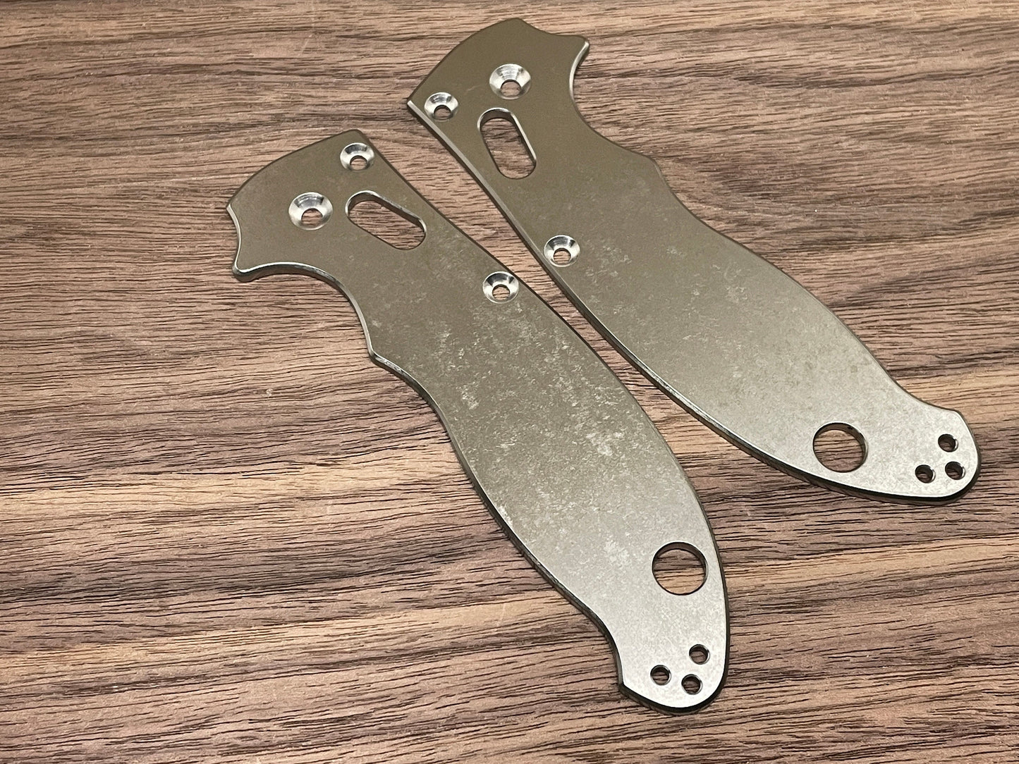 Stone Washed Titanium scales for Spyderco MANIX 2