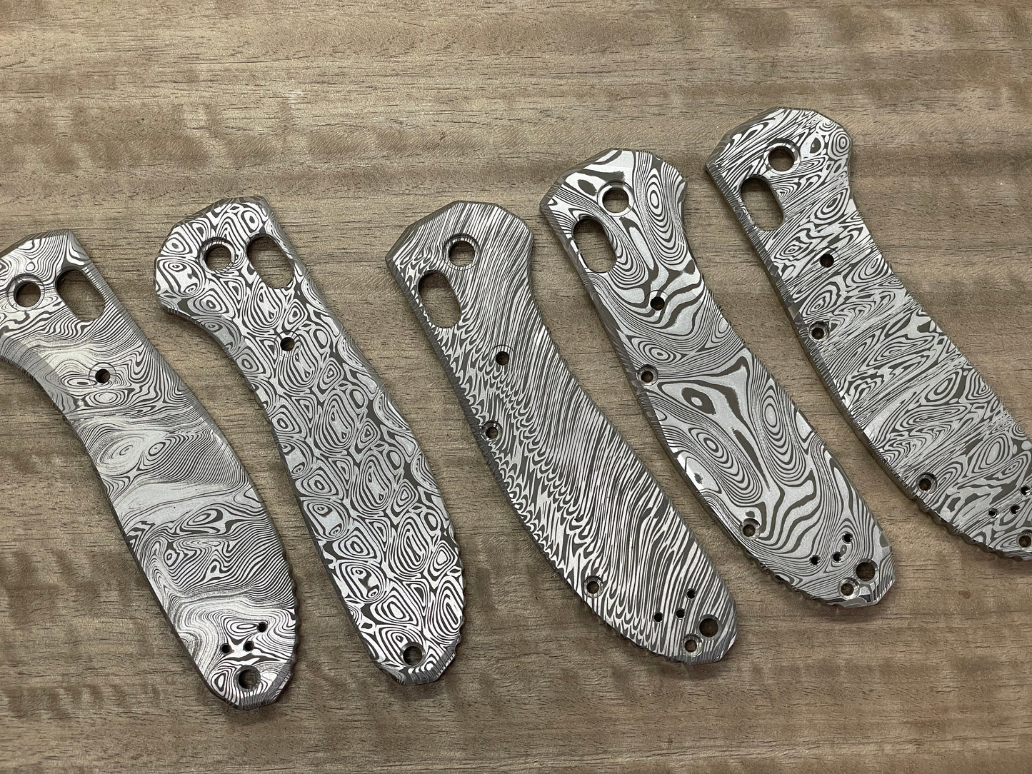 DAMASTEEL pattern engraved Titanium Scales for Benchmade GRIPTILIAN 551 & 550