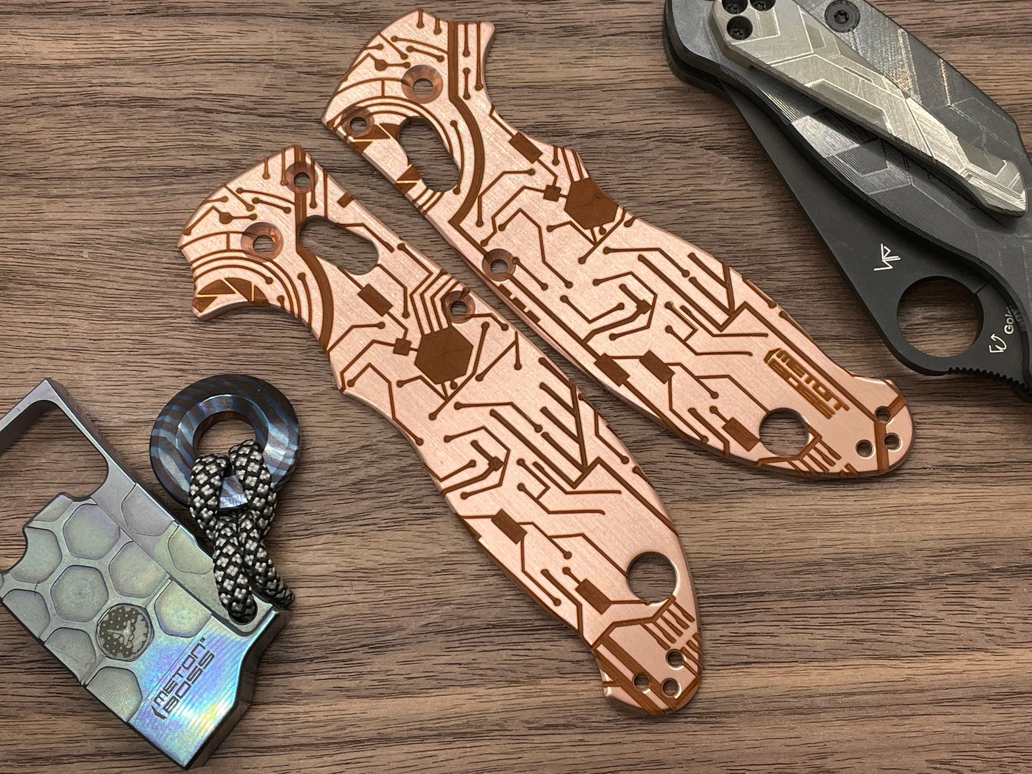 CIRCUIT Board engraved Copper scales for Spyderco MANIX 2